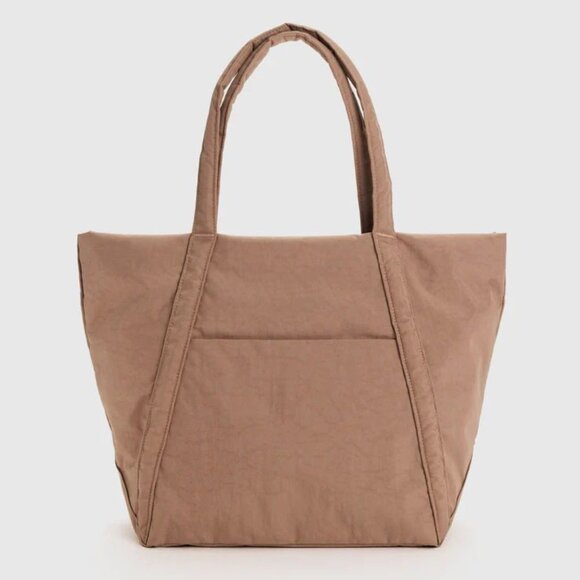 BAGGU Handbags - NWT Baggu Cloud Bag - Cocoa